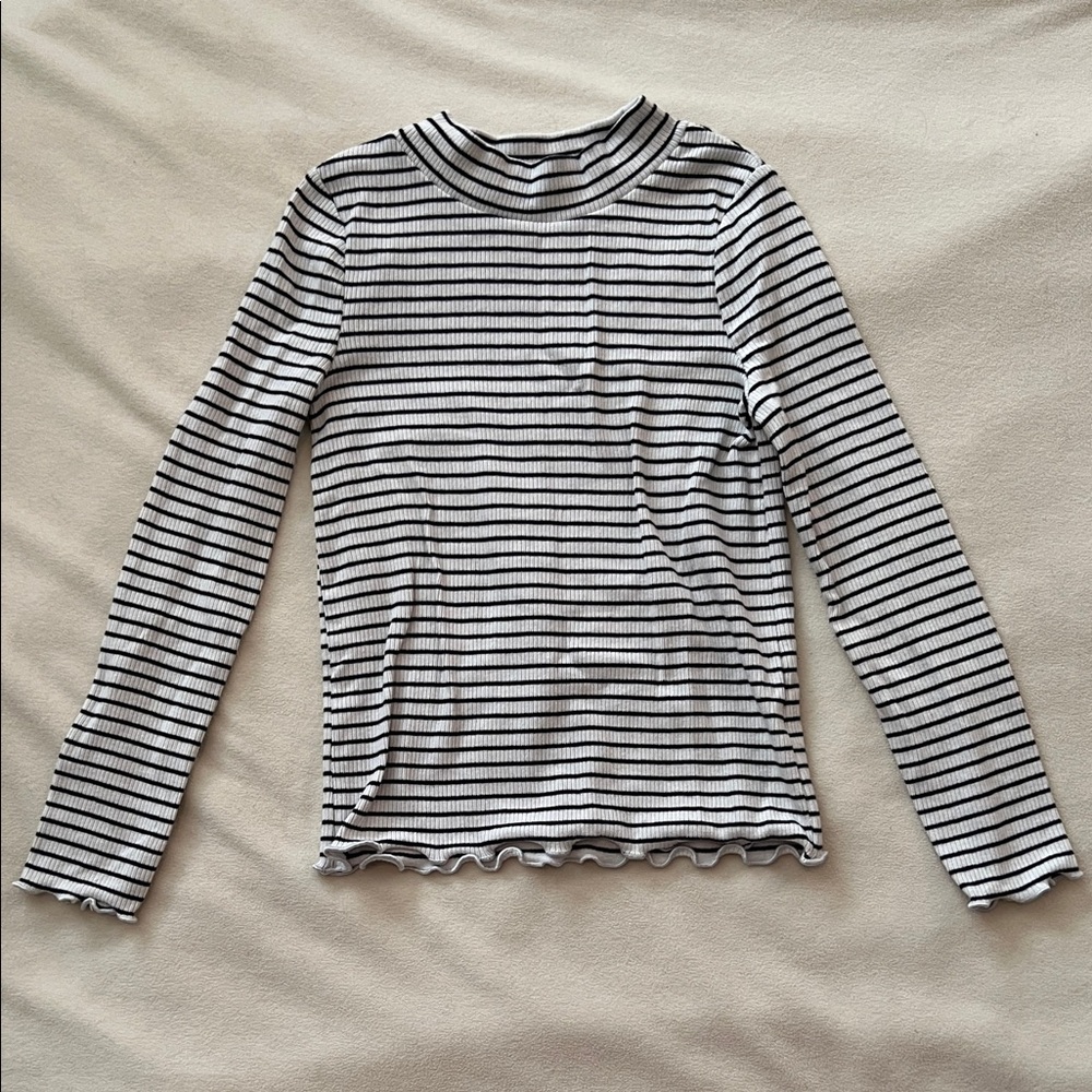 Cat & Jack Black and White Striped Long Sleeve Tee